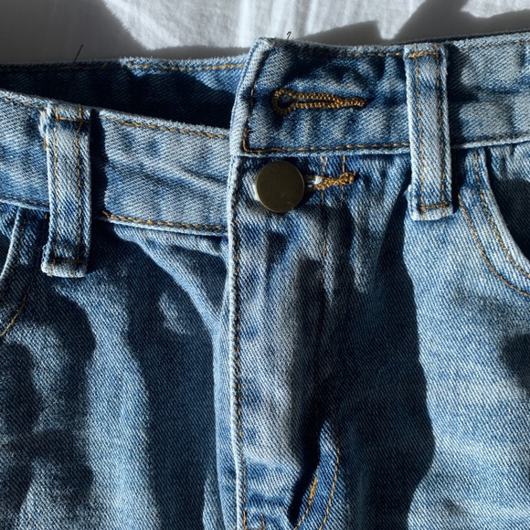 Asymmetrical Denim Miniskirt (from Korea) - Picture 4 of 5